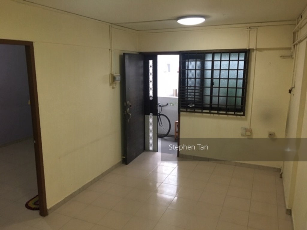 Upper Cross Street thumbnail photo